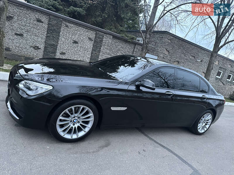 Седан BMW 7 Series 2012 в Днепре