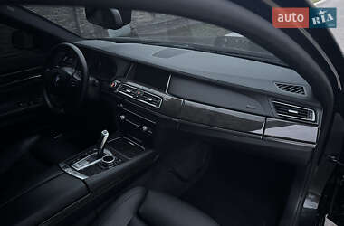 Седан BMW 7 Series 2012 в Днепре