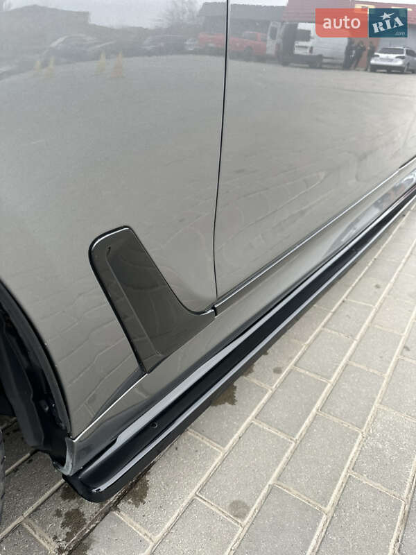 Седан BMW 7 Series 2018 в Киеве