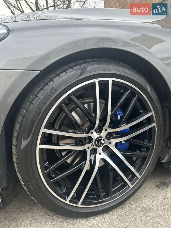 Седан BMW 7 Series 2018 в Киеве