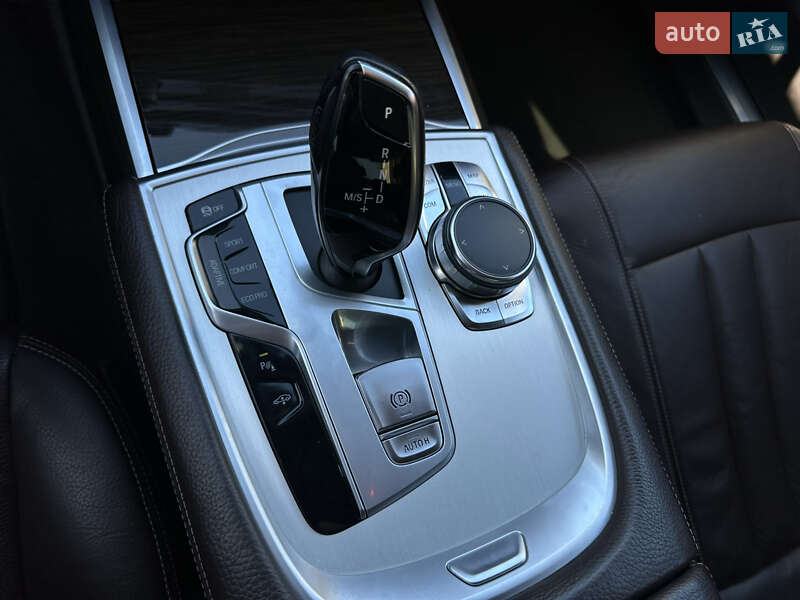 Седан BMW 7 Series 2016 в Києві фото 18 Седан BMW 7 Series 2016 в Києві