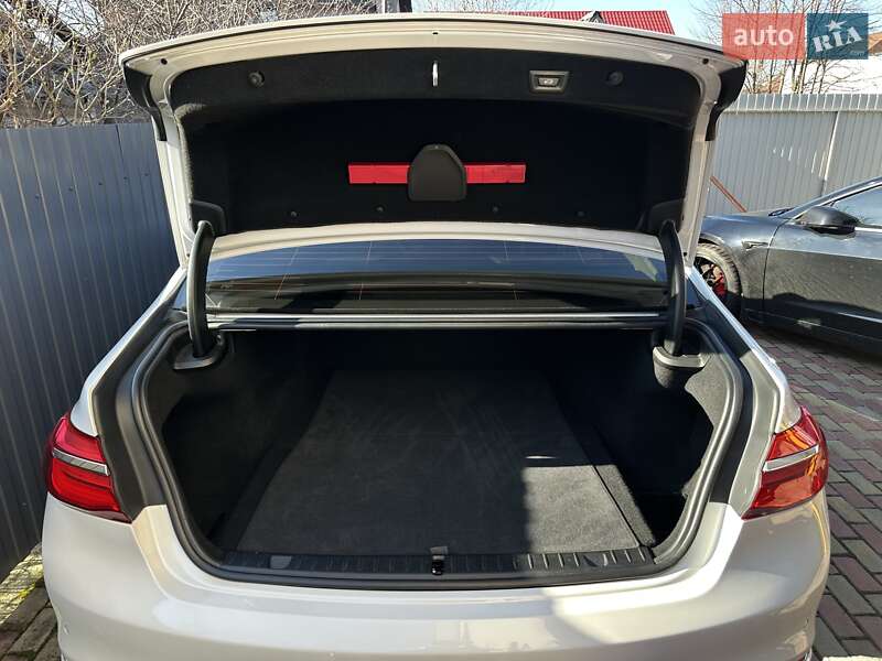 Седан BMW 7 Series 2016 в Києві фото 36 Седан BMW 7 Series 2016 в Києві