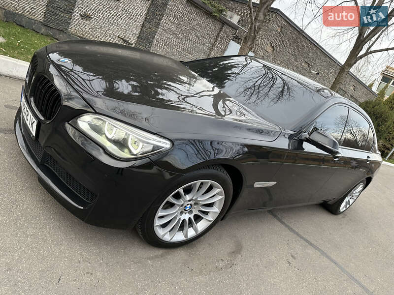 Седан BMW 7 Series 2012 в Днепре