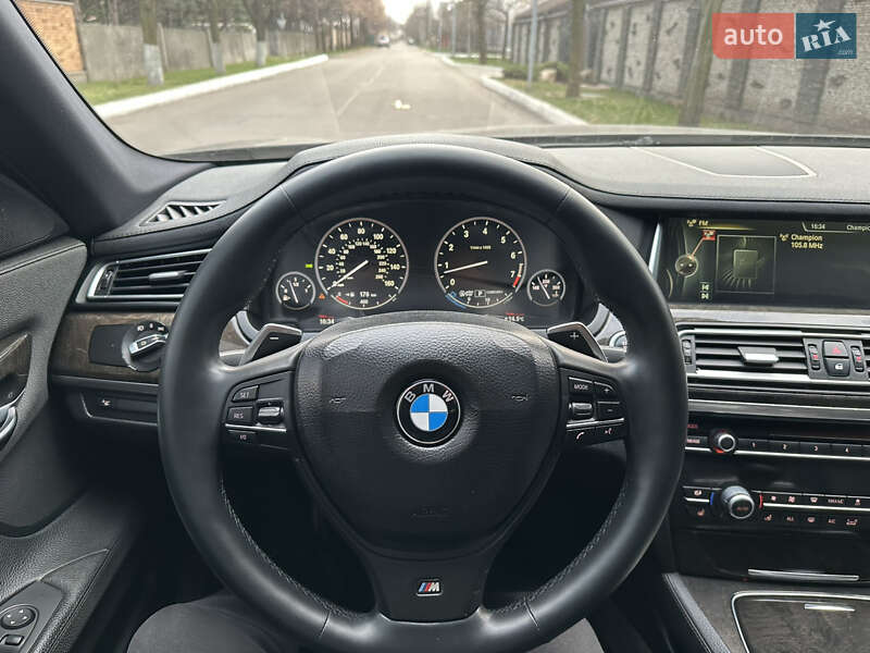 Седан BMW 7 Series 2012 в Днепре