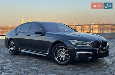 Седан BMW 7 Series 2016 в 