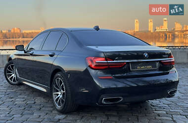Седан BMW 7 Series 2016 в 