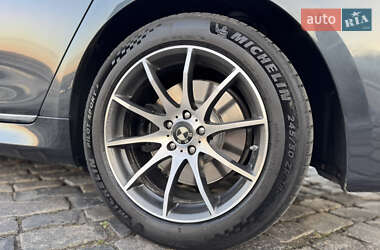 Седан BMW 7 Series 2016 в 