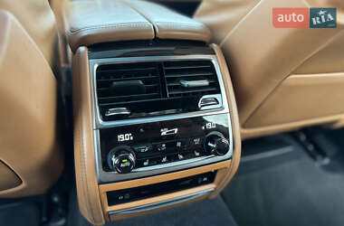 Седан BMW 7 Series 2016 в 