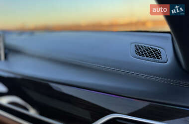 Седан BMW 7 Series 2016 в 