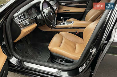 Седан BMW 7 Series 2011 в 