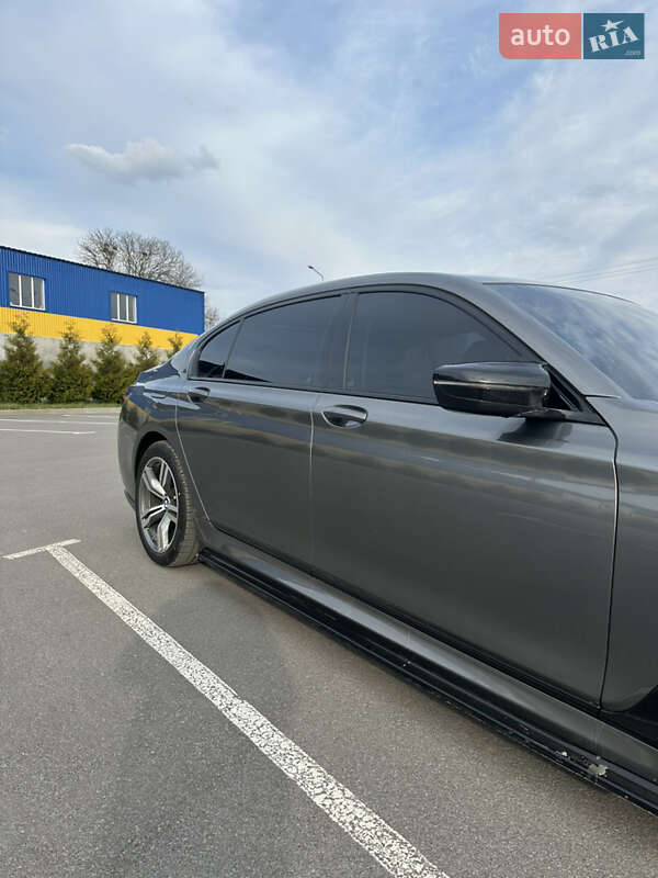 Седан BMW 7 Series 2018 в Киеве