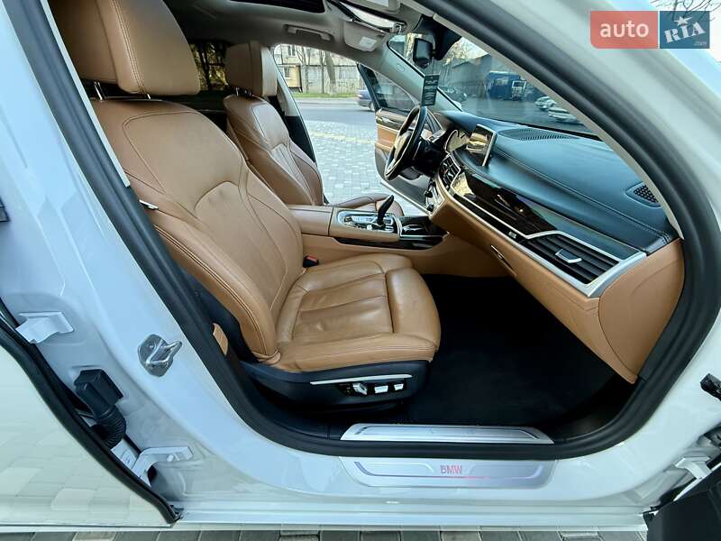 Седан BMW 7 Series 2017 в Одесі