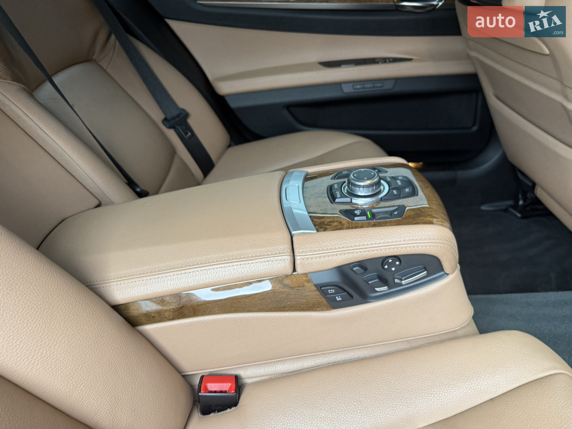 2011 BMW 7er - мініатюра 31