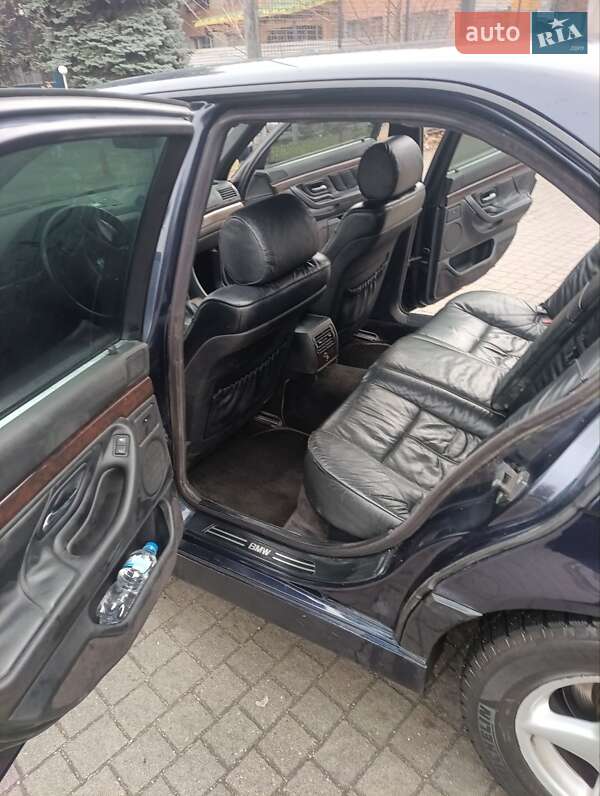 Седан BMW 7 Series 1998 в Запоріжжі
