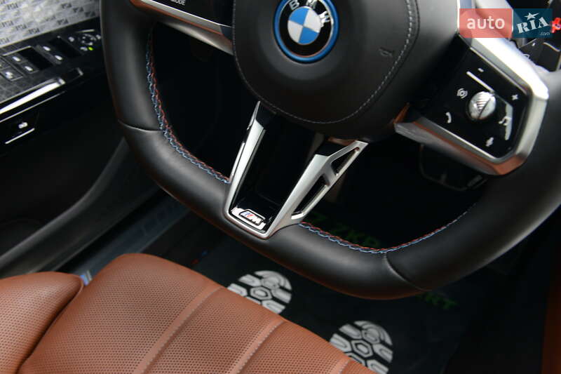 Седан BMW 7 Series 2024 в Мукачево
