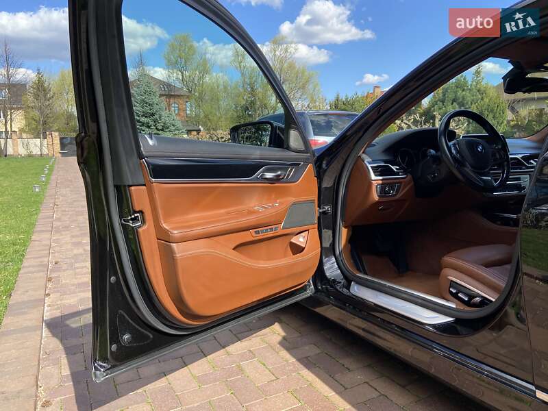 Седан BMW 7 Series 2016 в Києві