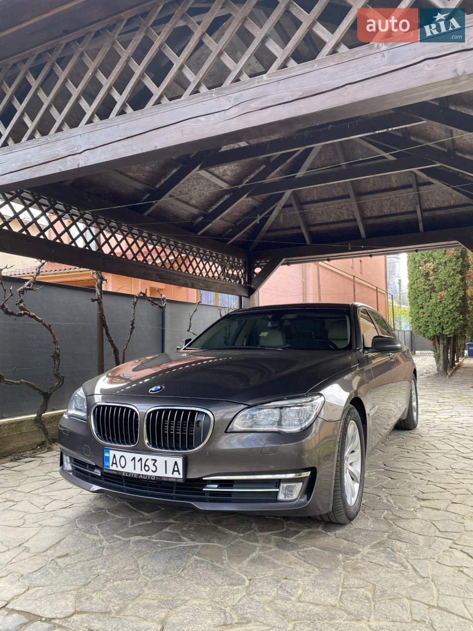2012 BMW 7er - мініатюра 12