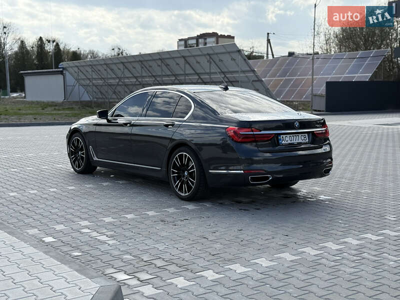 Седан BMW 7 Series 2017 в Луцьку