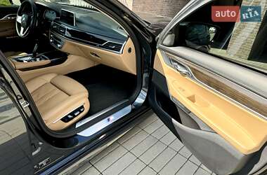 Седан BMW 7 Series 2017 в 
