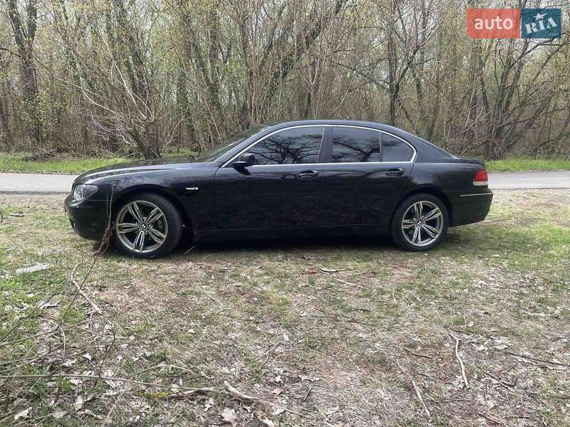 Седан BMW 7 Series 2007 в 