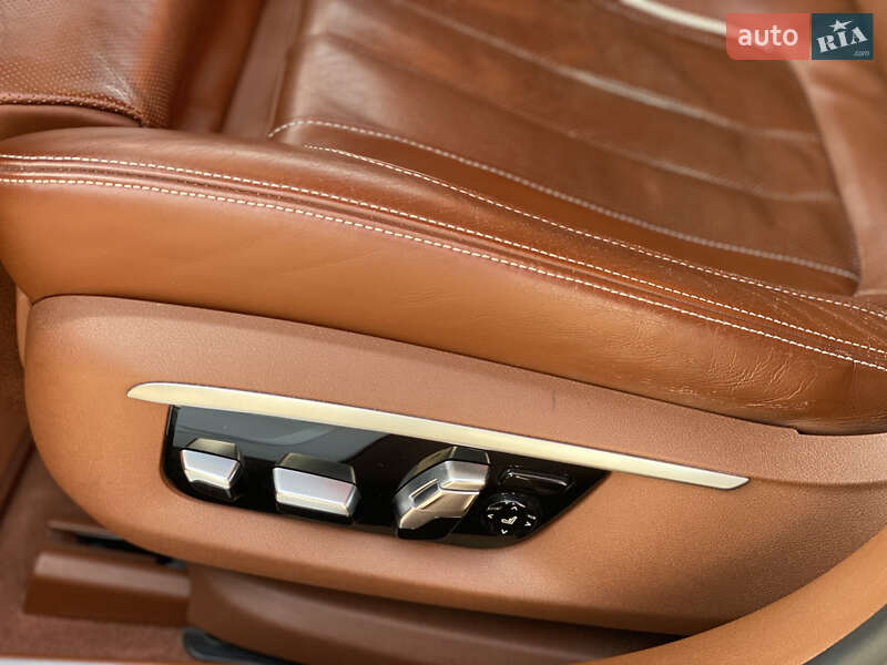 Седан BMW 7 Series 2017 в Києві