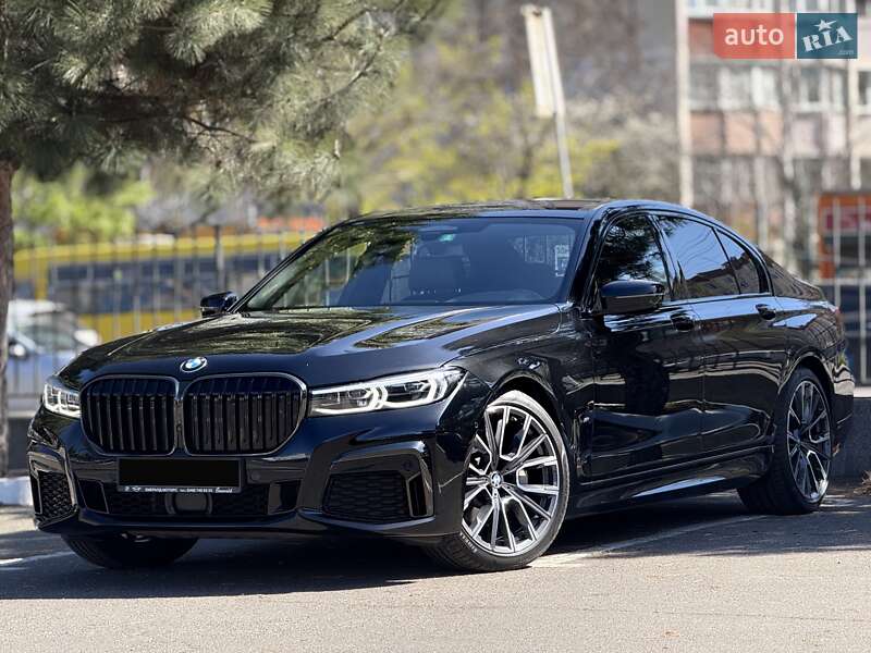 Седан BMW 7 Series 2022 в 