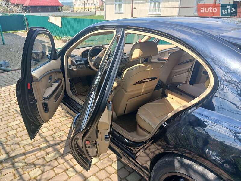 Седан BMW 7 Series 2003 в Ровно