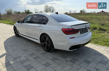 Седан BMW 7 Series 2016 в 