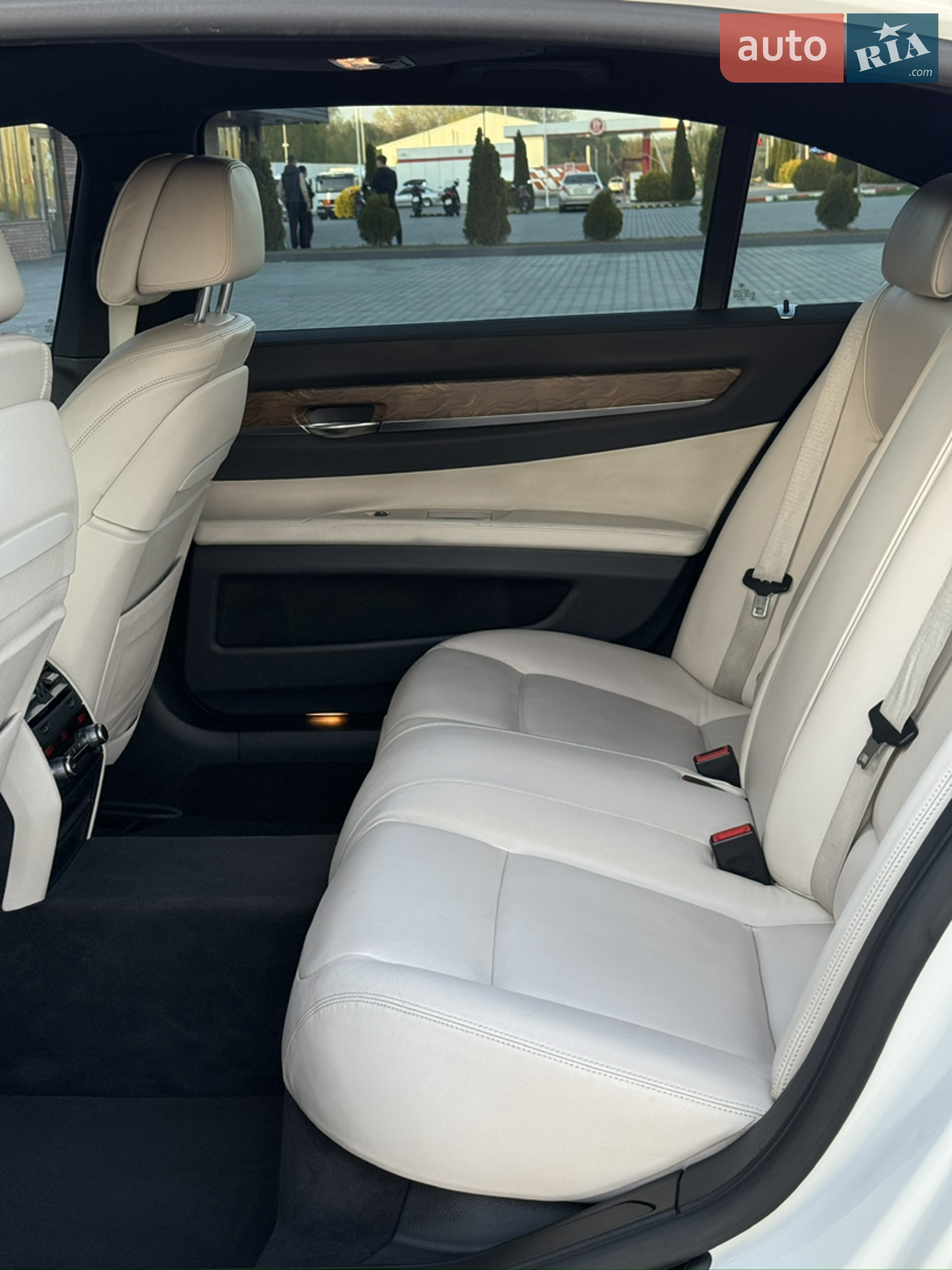 2013 BMW 7er - мініатюра 13