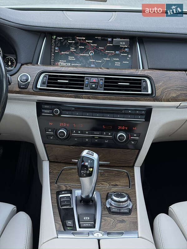 Седан BMW 7 Series 2013 в Черновцах