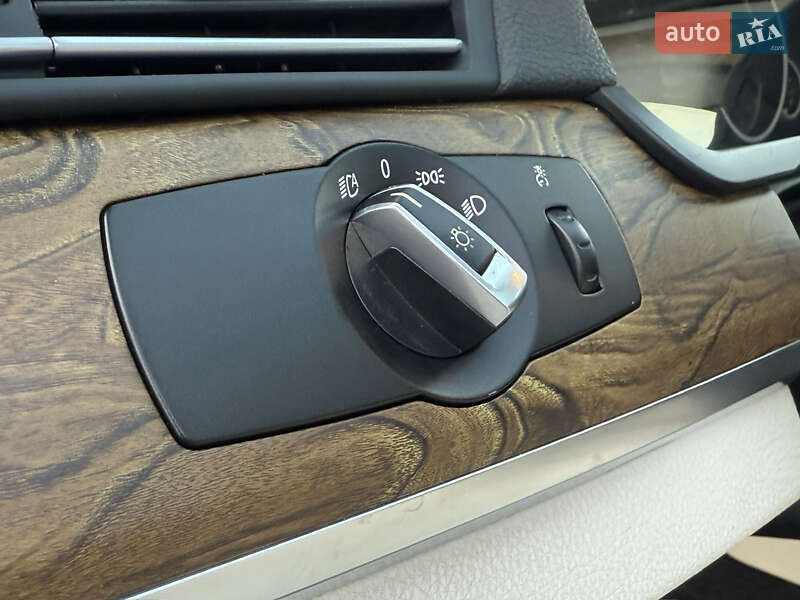 Седан BMW 7 Series 2013 в Черновцах