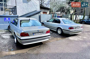 Седан BMW 7 Series 2000 в 