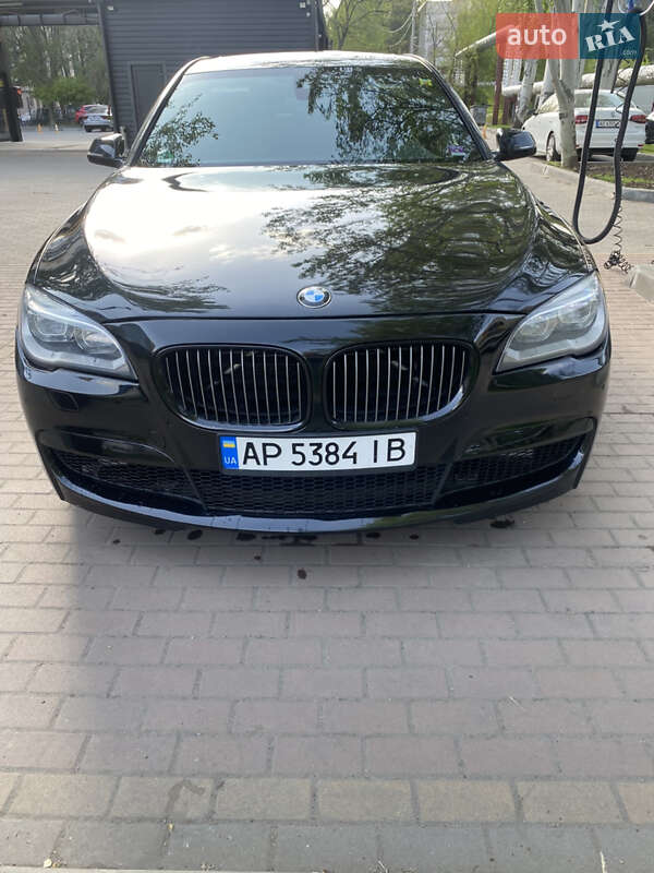 Седан BMW 7 Series 2014 в 