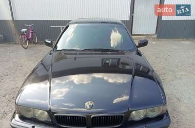 Седан BMW 7 Series 2001 в 
