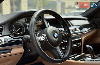 Седан BMW 7 Series 2013 в 