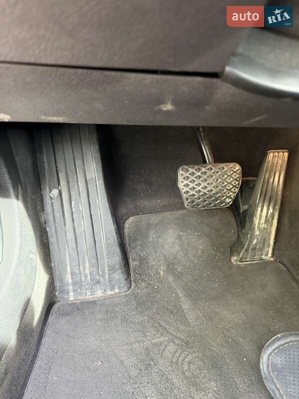 Седан BMW 7 Series 2011 в Киеве