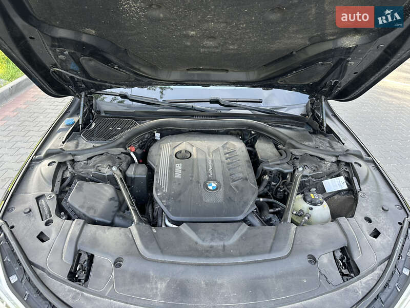 Седан BMW 7 Series 2016 в Киеве