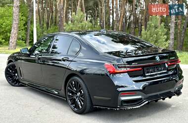 Седан BMW 7 Series 2022 в 
