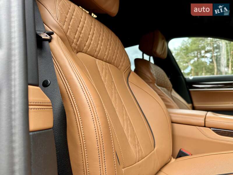 Седан BMW 7 Series 2022 в Києві