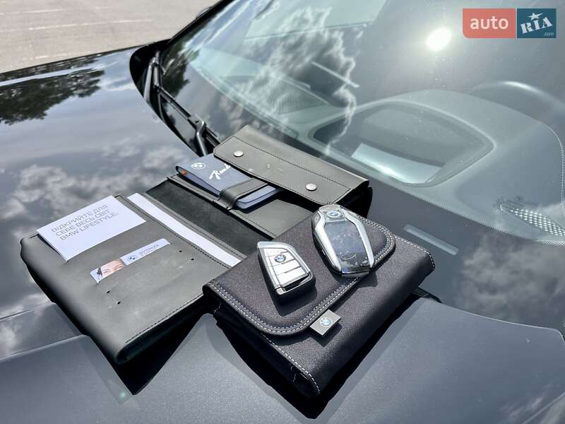 Седан BMW 7 Series 2022 в Києві