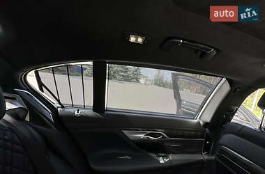 Седан BMW 7 Series 2022 в 