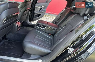 Седан BMW 7 Series 2022 в 