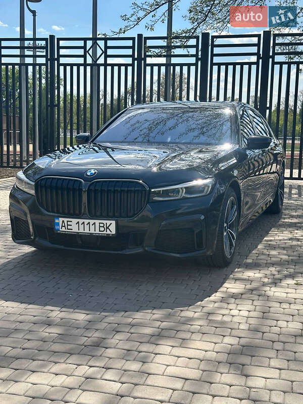 Седан BMW 7 Series 2020 в Кривом Роге