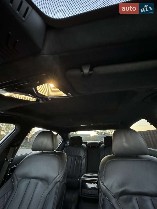 Седан BMW 7 Series 2019 в Ивано-Франковске
