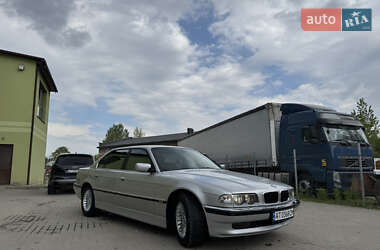 Седан BMW 7 Series 2001 в 
