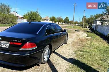 Седан BMW 7 Series 2002 в 