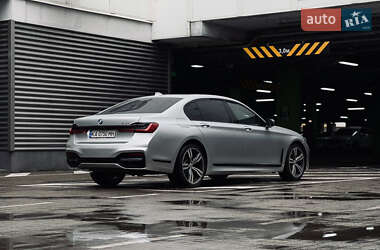 Седан BMW 7 Series 2017 в 