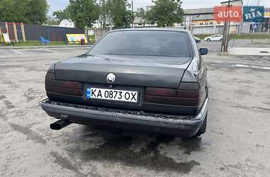 Седан BMW 7 Series 1992 в 