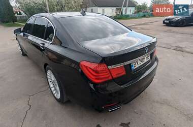 Седан BMW 7 Series 2010 в 