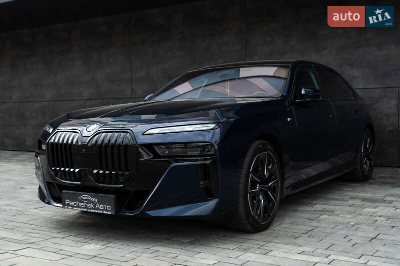 Седан BMW 7 Series 2023 в Києві